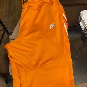 Nike zip up hoodie and sweatpants